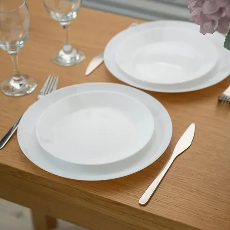 Bright & Modern Kepa Mieszczanska By Renters *