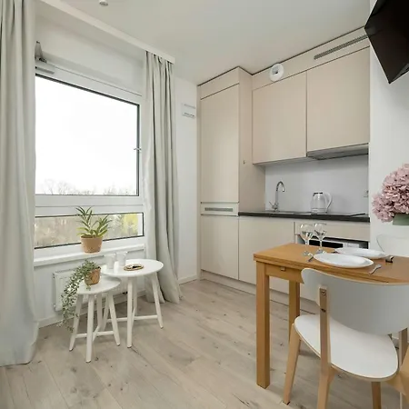 Bright & Modern Kepa Mieszczanska By Renters Wrocław