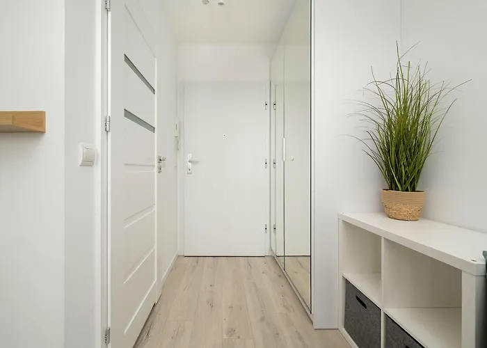 Bright & Modern Kepa Mieszczanska By Renters Apartman *