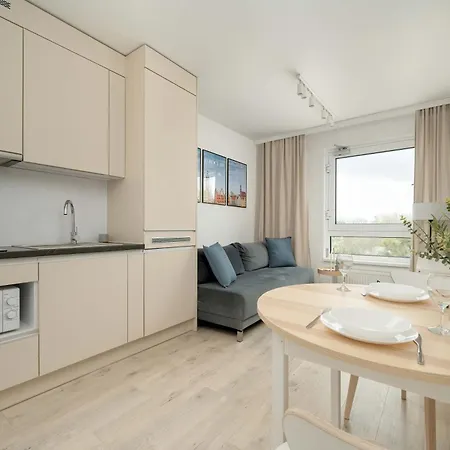 Apartment Bright & Modern Kepa Mieszczanska By Renters *